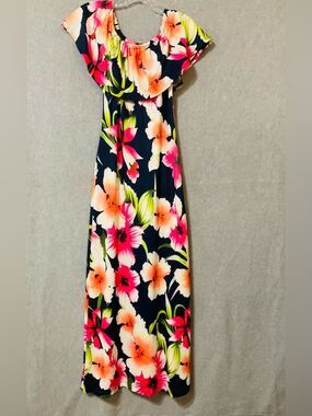 Suimiki Navy Tropical Floral Maxi Dress with Ruffle Neckline Sz S